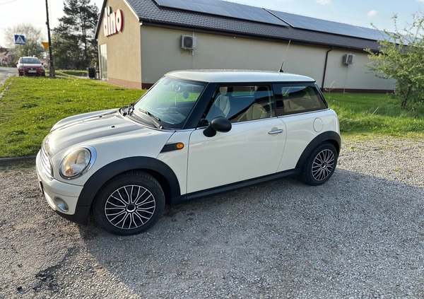 MINI ONE cena 16000 przebieg: 207500, rok produkcji 2009 z Andrychów małe 79